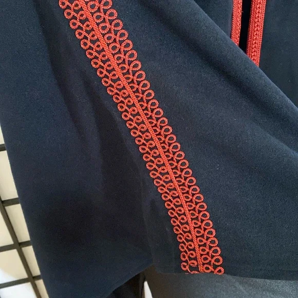 Moroccan Embroidered Cape - Picture 3 of 6